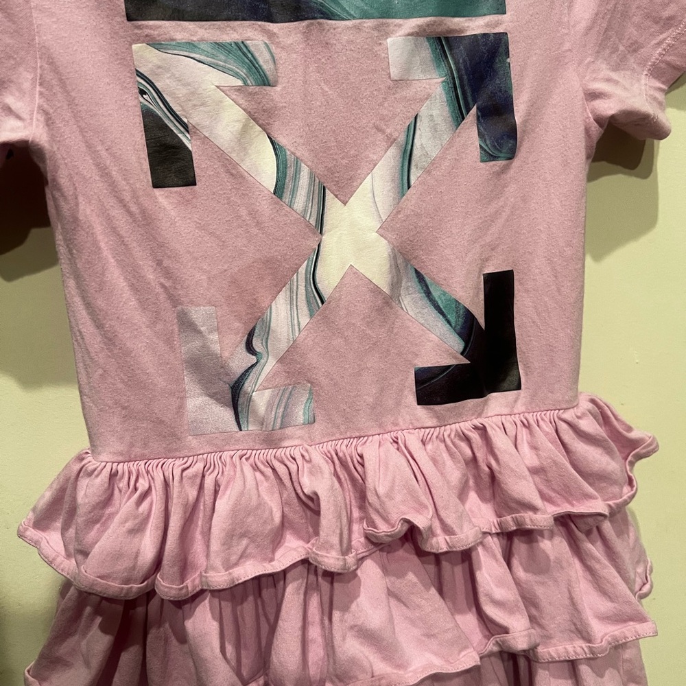 Off-White Pink Ruffled Short Sleeve Tee - Picture 4 of 7